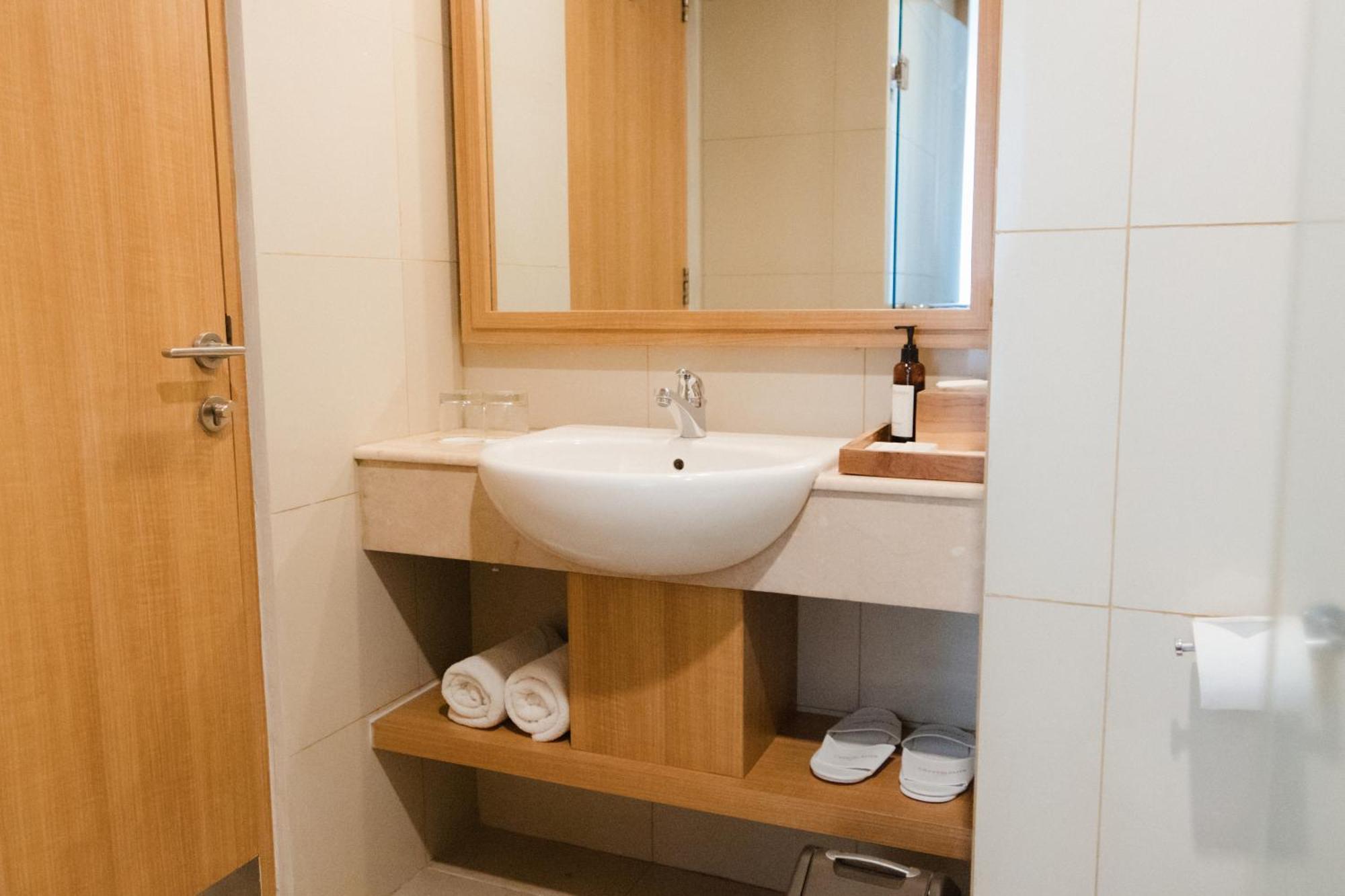 Crystalkuta Hotel - Bali Экстерьер фото